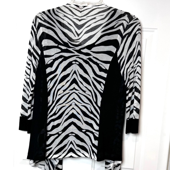 Chico's "Vicki"  Cascade Zebra Stripe Cardigan & Black Tank, GUC, - Picture 7 of 10
